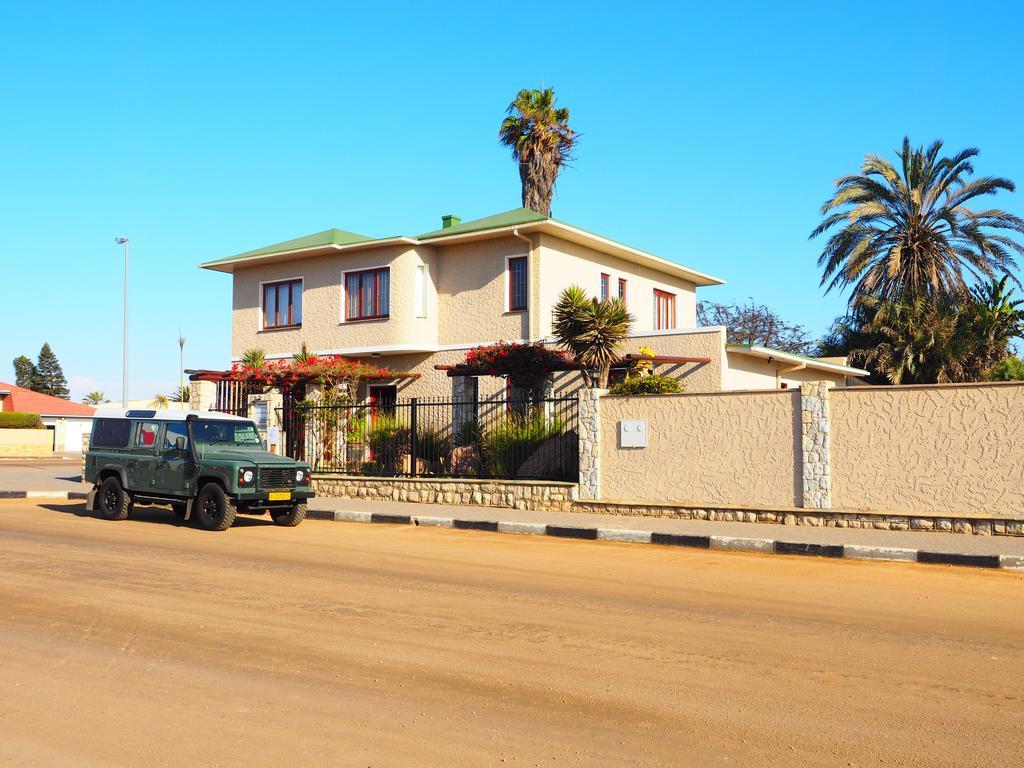 Meerkat Guesthouse スワコプムント エクステリア 写真